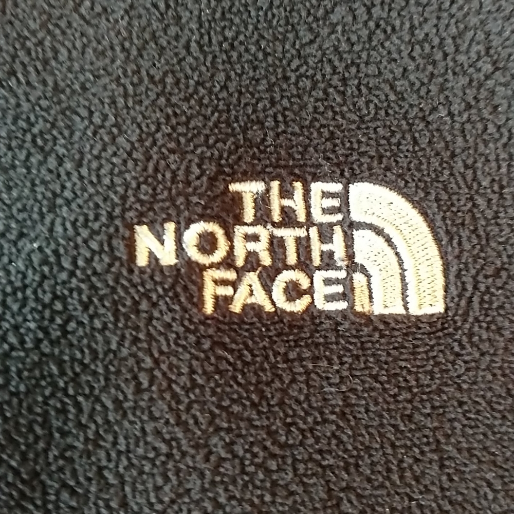 North Face Pullover - image 3